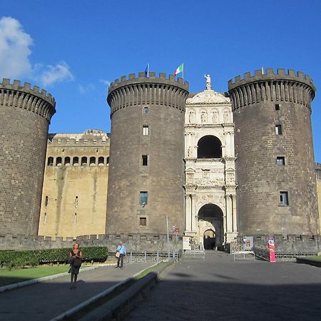 B&B L'Alloggio Dei Vassalli Napoli Eksteriør bilde
