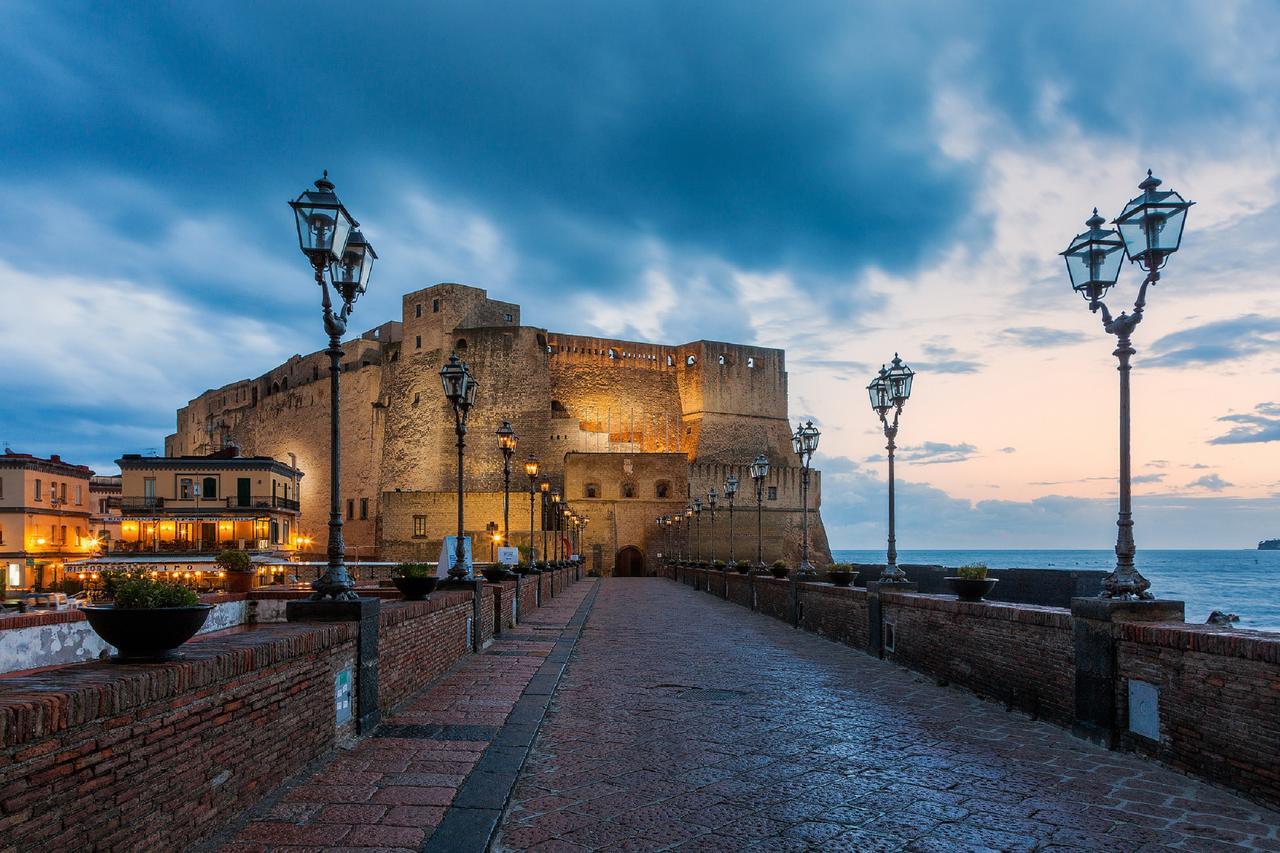 B&B L'Alloggio Dei Vassalli Napoli Eksteriør bilde