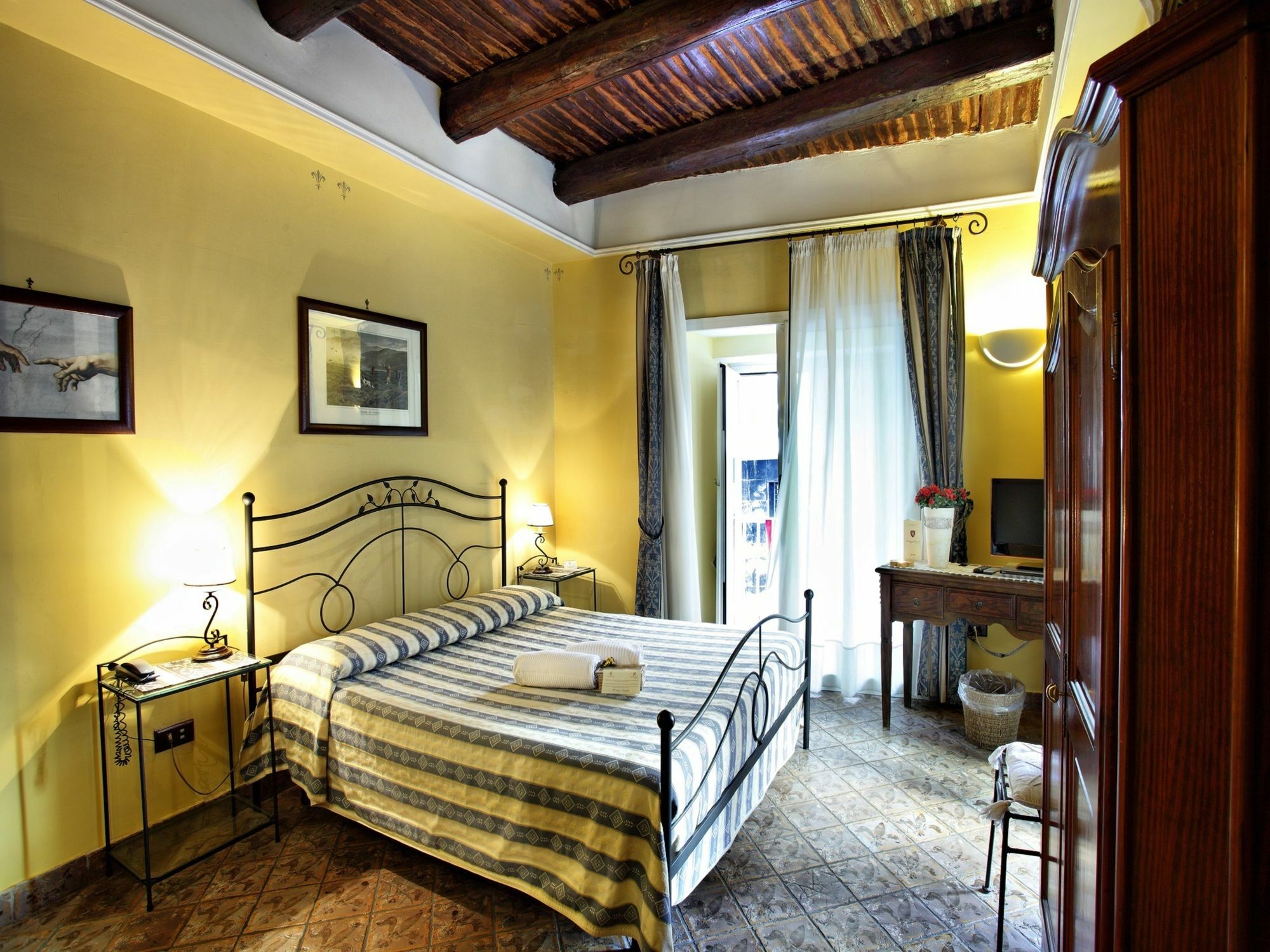 B&B L'Alloggio Dei Vassalli Napoli Eksteriør bilde